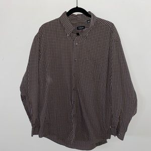 Van Heusen long sleeved dress shirt